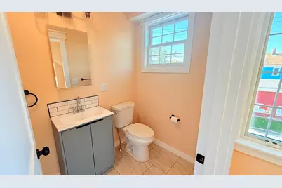 1711 Bay #2, Fall River, MA 02724 - Photo 9