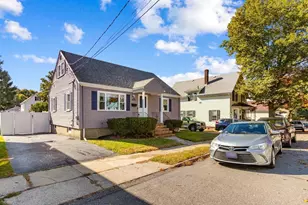 7 Wheeler St, Peabody, MA 01960 - Photo 29