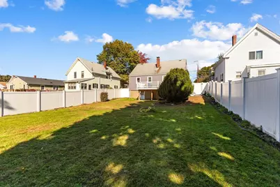 7 Wheeler St, Peabody, MA 01960 - Photo 11