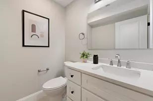 19 Paris St, Everett, MA 02149 - Photo 5