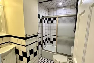 171 W Sixth St, Boston, MA 02127 - Photo 17