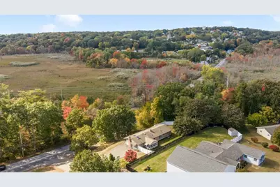 23 Russell St, Peabody, MA 01960 - Photo 1