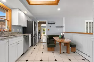 23 Russell St, Peabody, MA 01960 - Photo 13