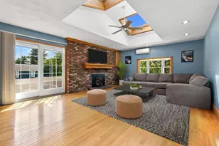 23 Russell St, Peabody, MA 01960 - Photo 5
