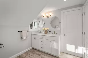 86 Highland St, Boston, MA 02136 - Photo 17