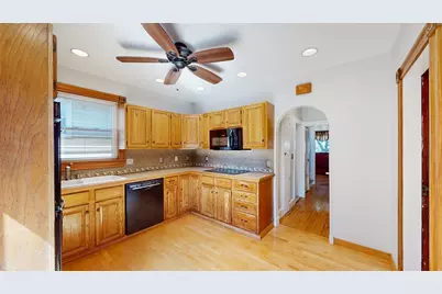 51 Division St, Quincy, MA 02171 - Photo 5