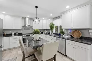 31 Knollwood Dr, Charlton, MA 01507 - Photo 7