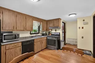33 Carver Rd, Plymouth, MA 02360 - Photo 11