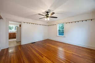 10 Oak St, Northbridge, MA 01588 - Photo 5