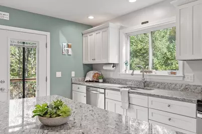 155 Old Princeton Rd, Hubbardston, MA 01452 - Photo 9