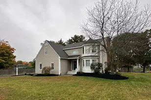 108 Linwood St, Uxbridge, MA 01569 - Photo 1