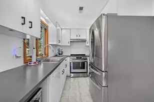 31-29 Sixth St, Medford, MA 02155 - Photo 17