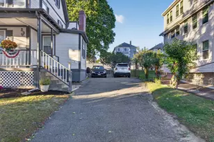 31-29 Sixth St, Medford, MA 02155 - Photo 5