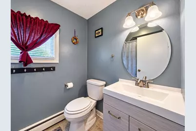 33 Coburn Ave, Worcester, MA 01604 - Photo 19