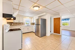 37 Coburn Ave, Worcester, MA 01604 - Photo 11