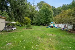 746 Dighton Ave, Taunton, MA 02780 - Photo 11
