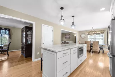 40 Sea Tower Drive, Bridgewater, MA 02324 - Photo 5