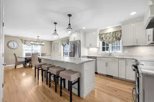40 Sea Tower Dr, Bridgewater, MA 02324 - Photo 1