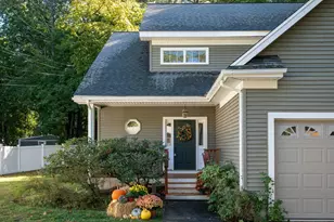 7 Castle Gate Rd, Wayland, MA 01778 - Photo 3