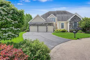 56 Clubhouse Way, Sutton, MA 01590 - Photo 1