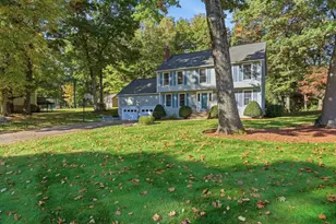 56 Moore St, Chelmsford, MA 01824 - Photo 3