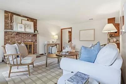 56 Moore St, Chelmsford, MA 01824 - Photo 15