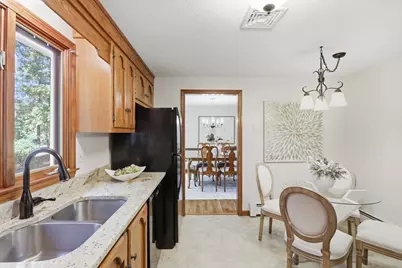 56 Moore St, Chelmsford, MA 01824 - Photo 13