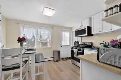 68-70 B Street, Lowell, MA 01851 - Photo 5