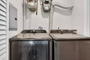 68-70 B St, Lowell, MA 01851 - Photo 9