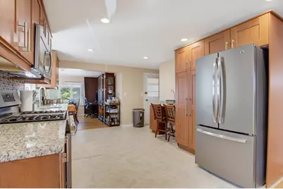 102 Westminster St, Boston, MA 02136 - Photo 17