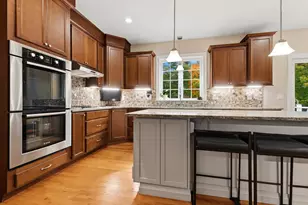 33 Oak Ledge Cir, Rowley, MA 01969 - Photo 11