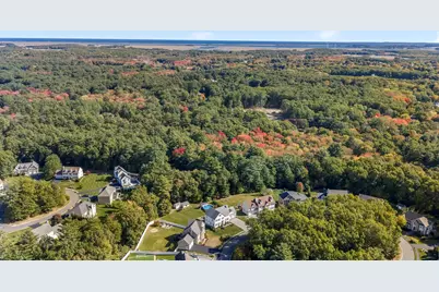 33 Oak Ledge Cir, Rowley, MA 01969 - Photo 7