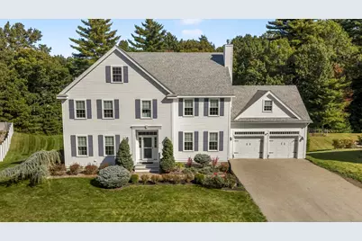 33 Oak Ledge Cir, Rowley, MA 01969 - Photo 1