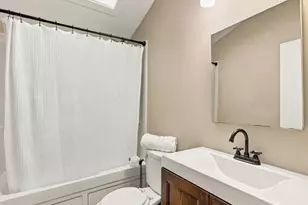 109 Pleasant St, Plympton, MA 02367 - Photo 23