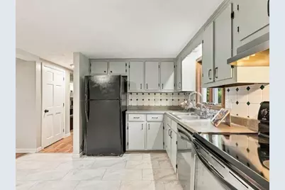 109 Pleasant St, Plympton, MA 02367 - Photo 7