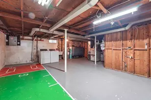 101 Regal St, Springfield, MA 01118 - Photo 23