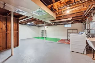 101 Regal St, Springfield, MA 01118 - Photo 21