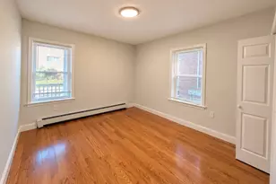 29 Waverly St, Boston, MA 02135 - Photo 3