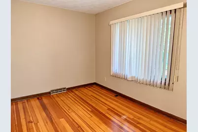 18 Brownell St, Ludlow, MA 01056 - Photo 35