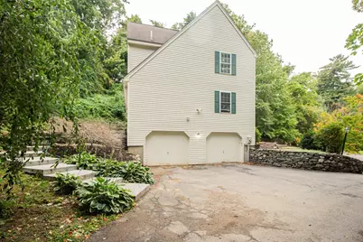 68 Biscuit Hill Dr, Leominster, MA 01453 - Photo 3