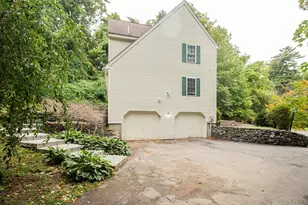 68 Biscuit Hill Dr, Leominster, MA 01453 - Photo 3
