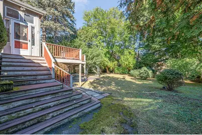 27 Sprague St, Malden, MA 02148 - Photo 31
