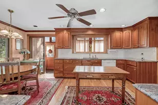 27 Sprague St, Malden, MA 02148 - Photo 11