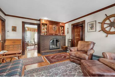 27 Sprague St, Malden, MA 02148 - Photo 11