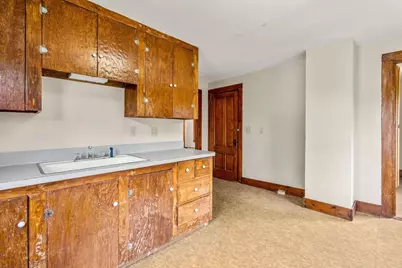 106 Chestnut St, Southbridge, MA 01550 - Photo 31