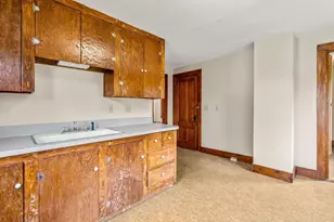 106 Chestnut St, Southbridge, MA 01550 - Photo 31
