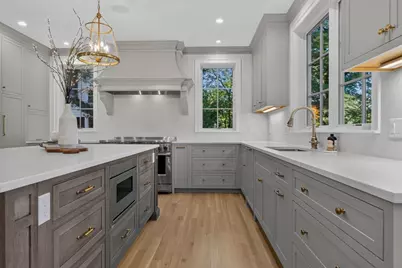 19 Orchard St, Wellesley, MA 02481 - Photo 7