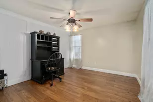 4 Williamsburg Dr, Uxbridge, MA 01569 - Photo 7