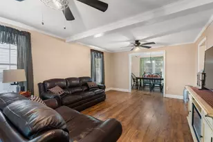 4 Williamsburg Dr, Uxbridge, MA 01569 - Photo 11