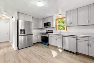 250 Shawsheen, Tewksbury, MA 01876 - Photo 7